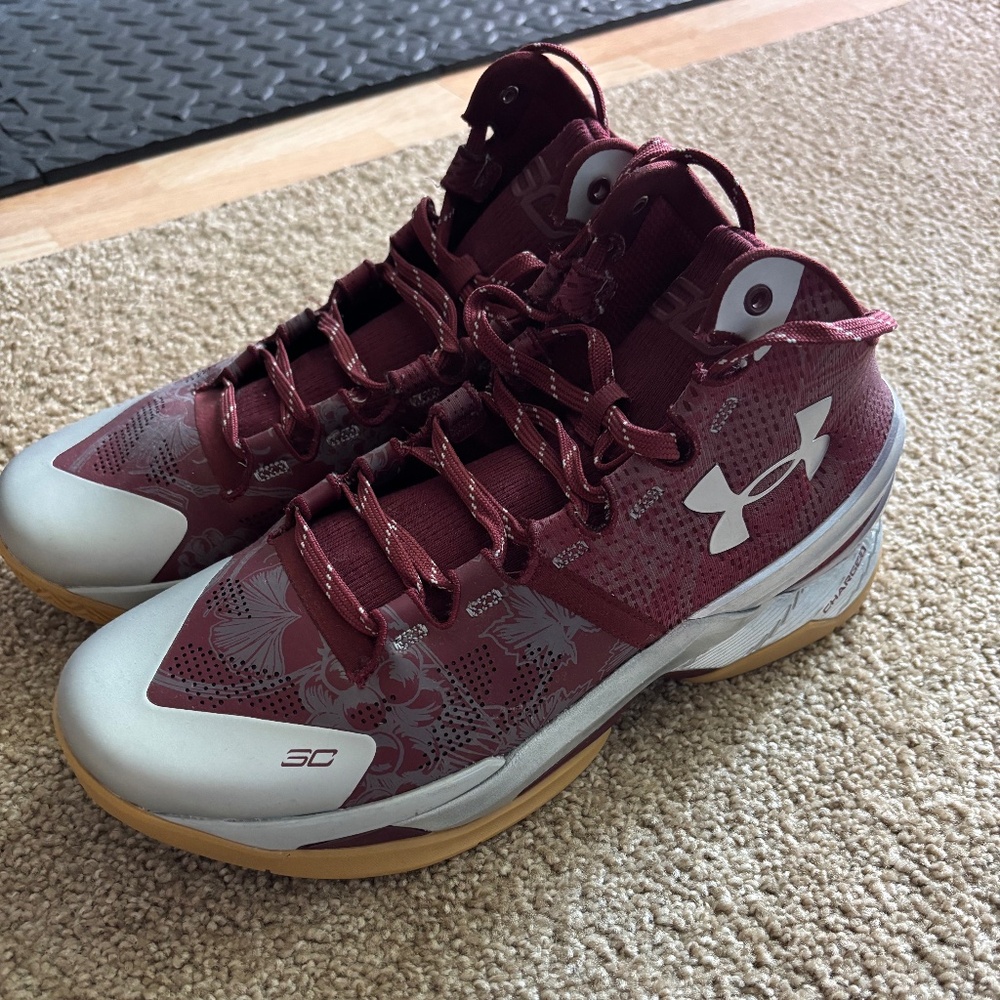 Under Armour Stephen Curry 2 Domaine Deep Red Maroon Metallic Silver Gum
